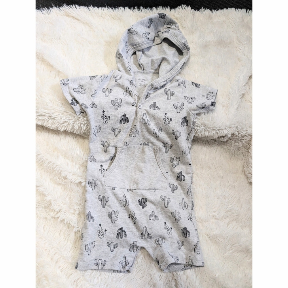 PL Baby Gray Hooded Baby Romper with Cactus Print Pocket Size 24 Months